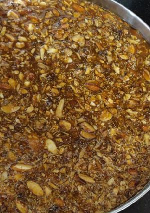 A picture of Gud ka paakh.