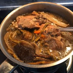 Herbal Chicken Soup A picture of Herbal Chicken Soup.