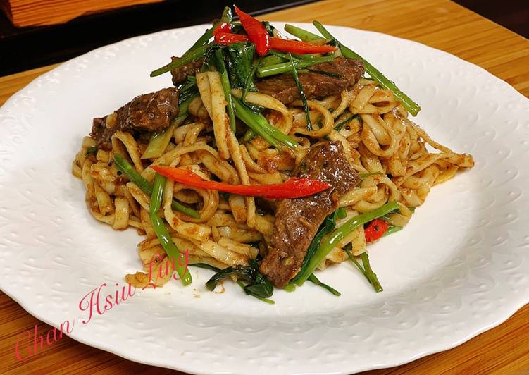 沙茶牛🐂肉炒麵