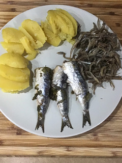 Una foto de Sardinas al horno con lima