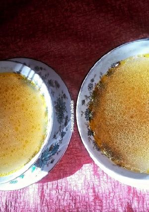 A picture of Chicken Yakhni soup🍲.