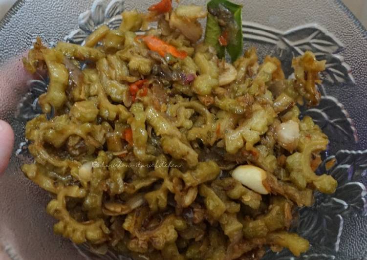 Cara Vegan SempurnaPare Nenek Ebi