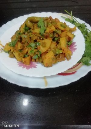 A picture of Beans Aloo.