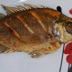 A picture of Deep fried tilapia fish.