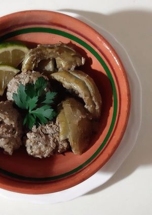 Une photo de Coeurs d'artichaut aux boulettes de viande hachée d'agneau ❤