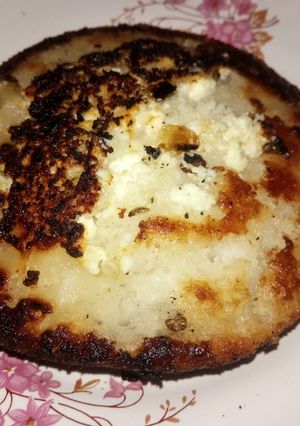A picture of Black Gram Cake .