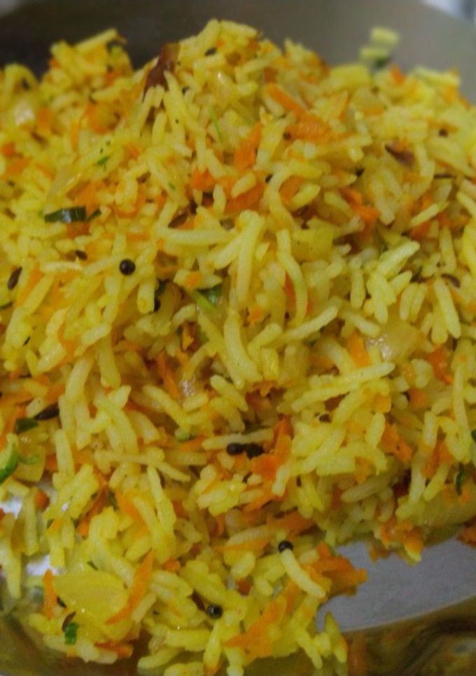 கேரட் தவா புலாவ் செய்முறை முக்கிய புகைப்படம்