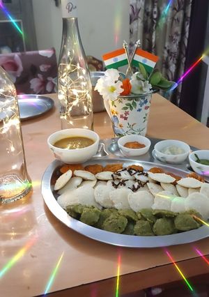 A picture of Tri colour chutney.