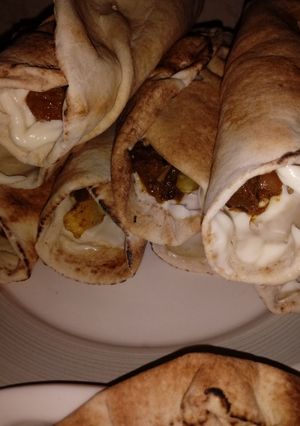 A picture of Easy chicken shawarma.