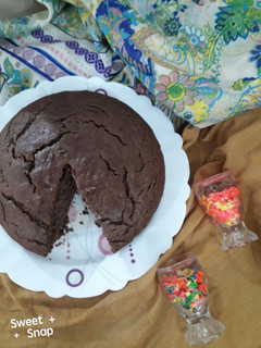 عکسی از دستور کیک ساده شکلاتی