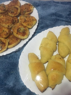 صورة لوصفة ميني بيتزا و كرواسون
