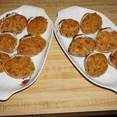 A picture of Baked stuffed clams.