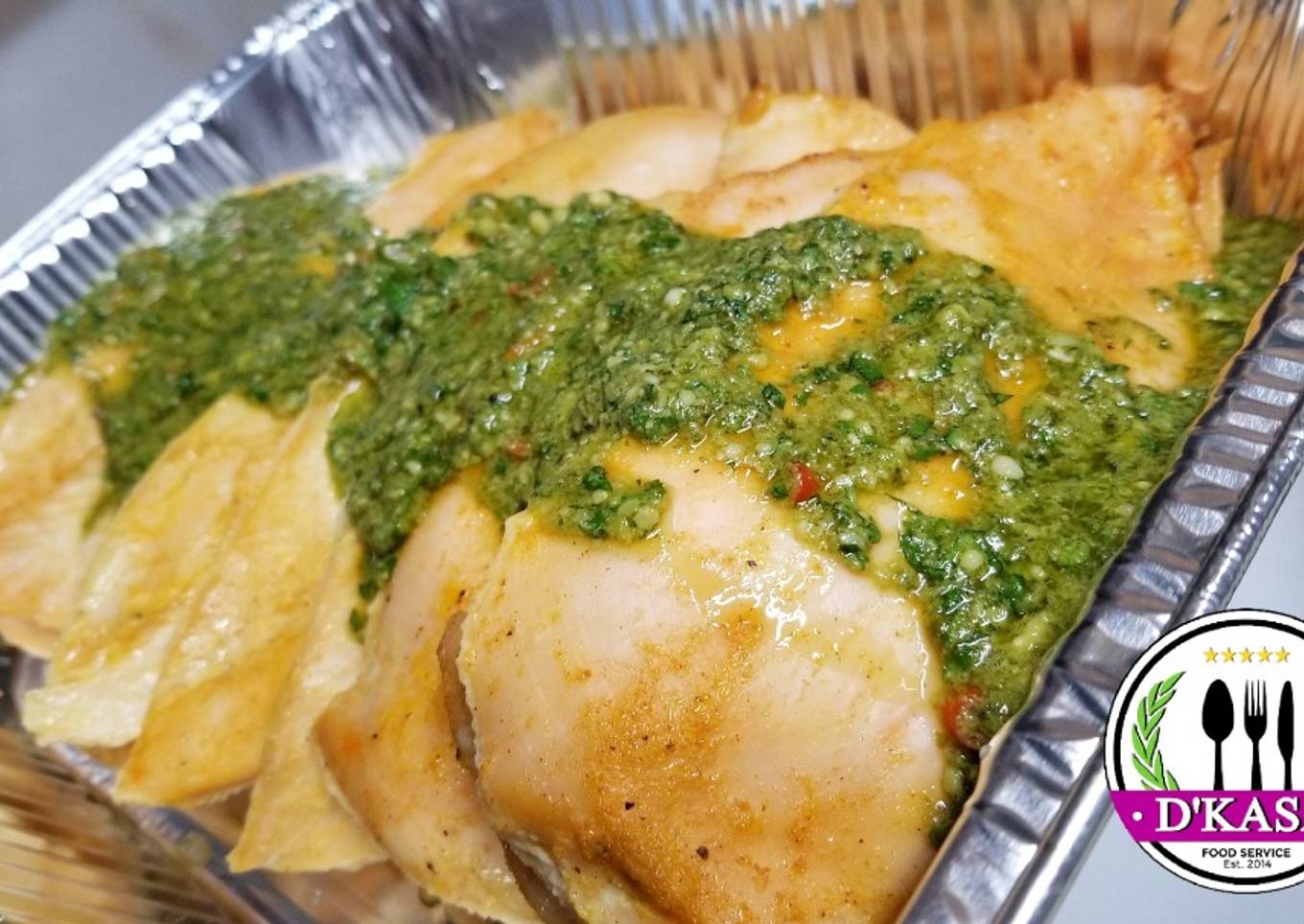 Pechugas de Pollo en Salsa Pesto Criolla