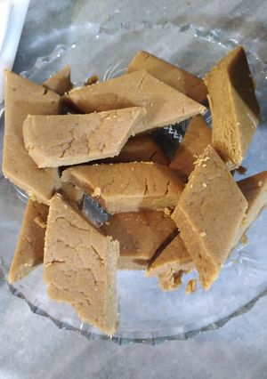 عکسی از دستور حلوای نخودچی