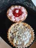 Tarteletas de apple crumble y de mousse de frutilla