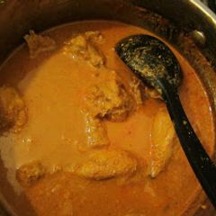 A picture of Chicken Kolhapuri.