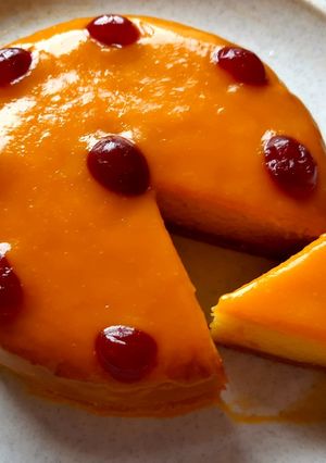मैंगो ग्लेज़ केक (Mango glaze cake recipe in Hindi) रेसिपी मुख्य फोटो