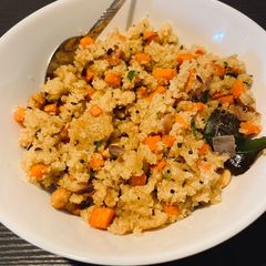 A picture of Rava upma.