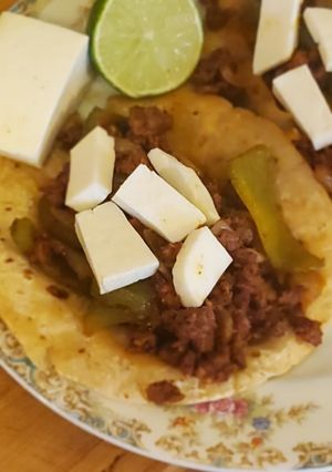 A picture of Chorizo tacos.