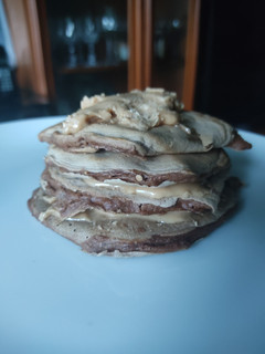 Una foto de Tortas de chocolate con crema kinder saludable