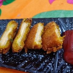 A picture of Cheesy Bread Pakoda.