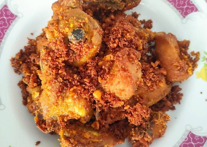 Ayam goreng bumbu kuning ala Popoh Cea