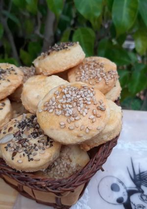 Una foto de Galletas de Queso con topping de Semillas