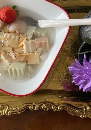Hình của món Chè Khúc Bạch.