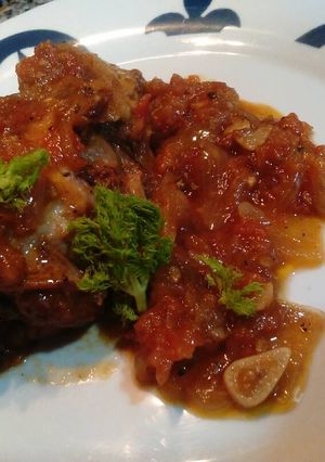 Foto principal de Muslos de pollo rellenos, con salsa de anís y brandy
