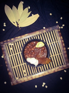 ஹோட்டல் ஸ்டைல் சென்னா மசாலா (Channa masala recipe in tamil) செய்முறை முக்கிய புகைப்படம்