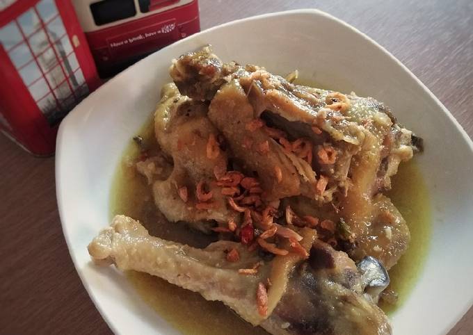 Oblok Ayam Betawi