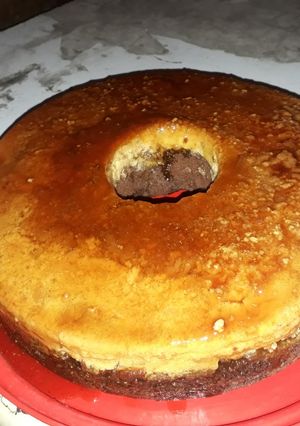 Una foto de Chocoflan o pastel imposible (en cajitas)