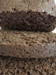 Una foto de Budín integral de algarroba 💕