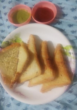 ચોકલેટ સેન્ડવીચ (Chocolate Sandwich Recipe In Gujarati) રેસીપી મુખ્ય ફોટો