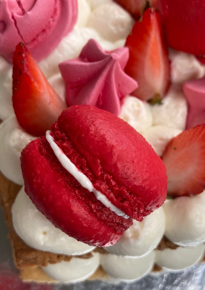 Una foto de Macarrones con base merengue italiano