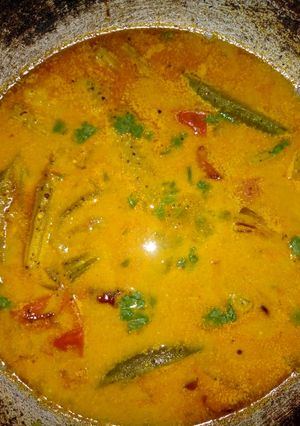 A picture of Sajna aloo besan.
