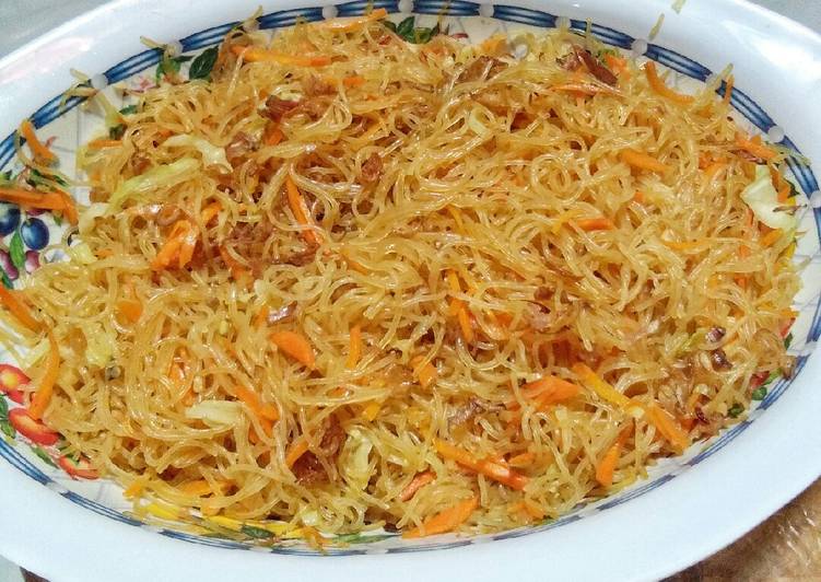 Langkah Mudah untuk Menyiapkan Bihun goreng, Menggugah Selera