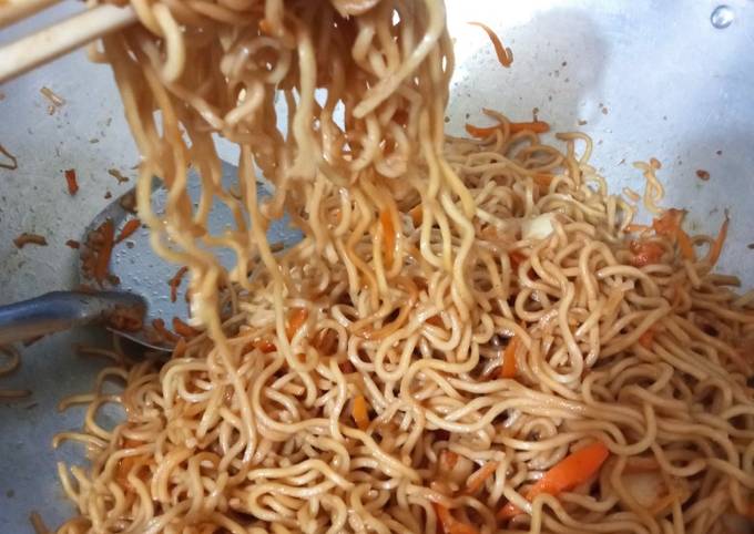 Resep Mie goreng sederhana  oleh Nasta chen Cookpad