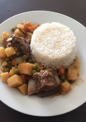 Una foto de Guiso de costillas