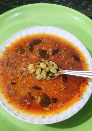 संक्रांत स्पेशल भोगीची भाजी (bhogichi bhaji recipe in marathi) रेसिपी चे मुख्य फोटो