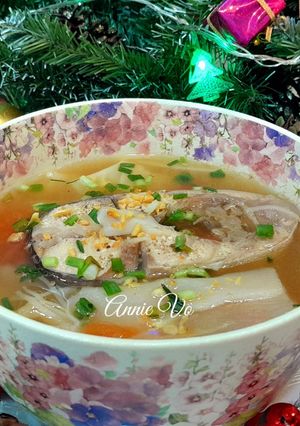 Hình của món Canh măng cá bông lau.