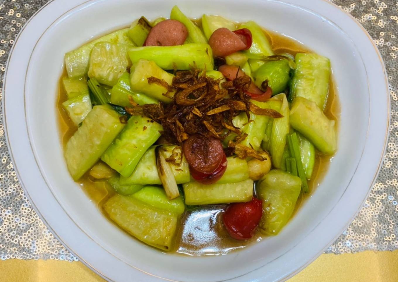 Resep Tumis oyong / Gambas dan sosis (Chinese food)