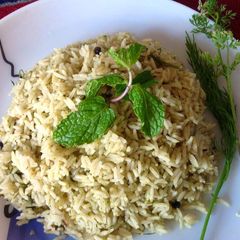 A picture of Green masala Baghare chawal.