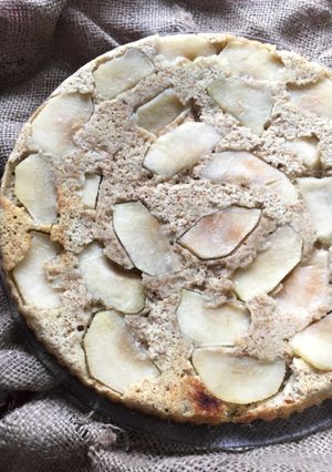 Una foto de Tarta de manzana integral invertida 🍎