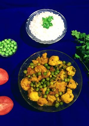 A picture of Cauliflower Curry.