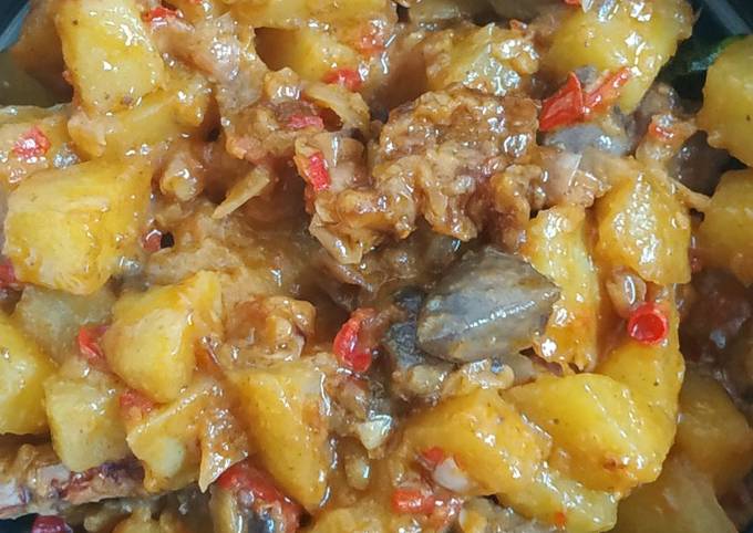 Standar Bagaimana cara membuat Sambel Goreng Kentang Ati hidangan Hari Raya yang spesial