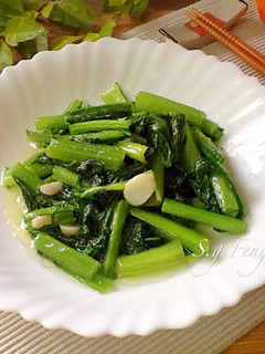 蒜炒小松菜 的食譜成品照片