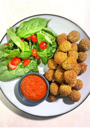 Une photo de Falafels de pesto vert