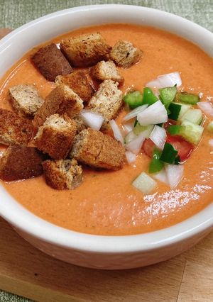 Gazpacho/ 西班牙蕃茄冷湯 的食譜成品照片