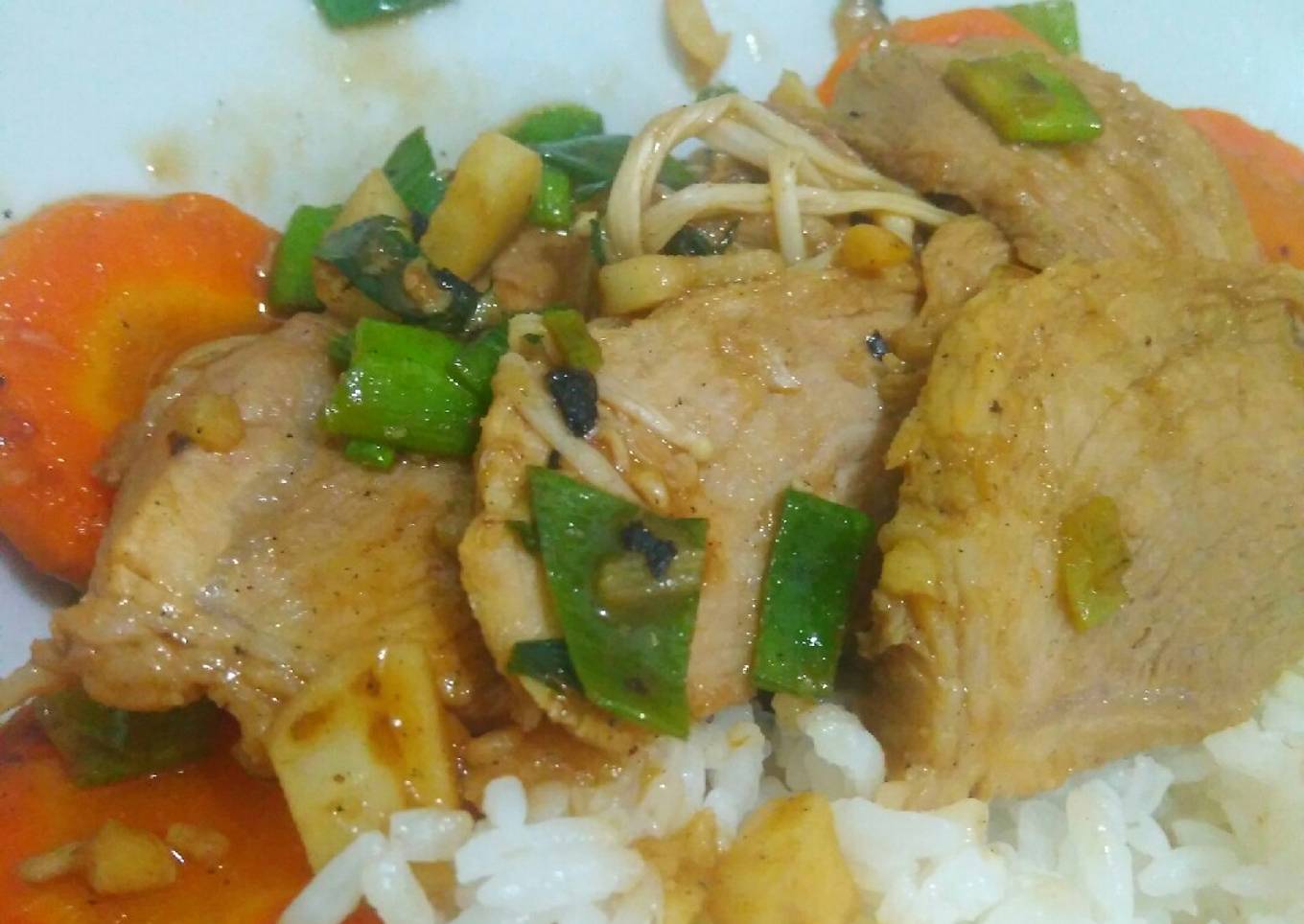 Babi Wortel Enoki Lada Hitam